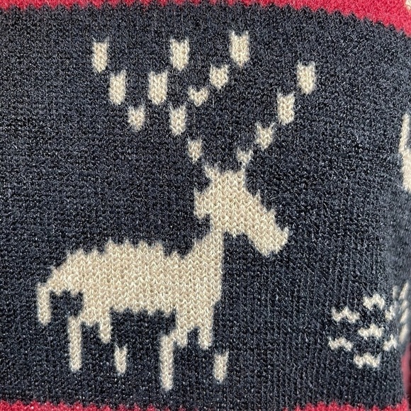 Miss U Sweater Womens Small Black Red NWT Winter Christmas Cold Shoulder Knit - Picture 9 of 14